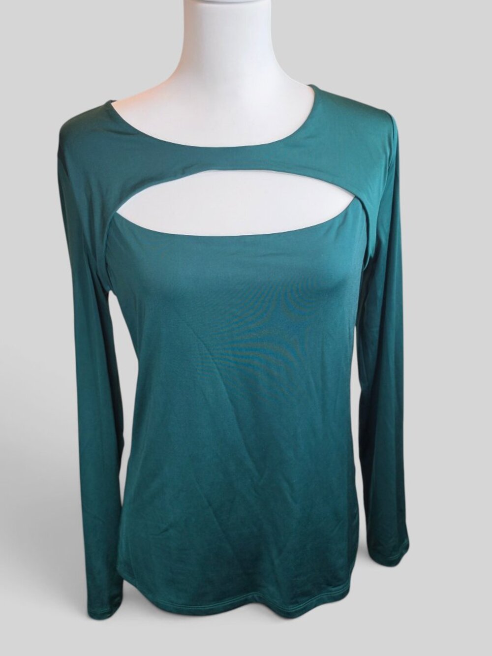 Edgely Forest Green Long Sleeve Cutout Neckline Top Size Large